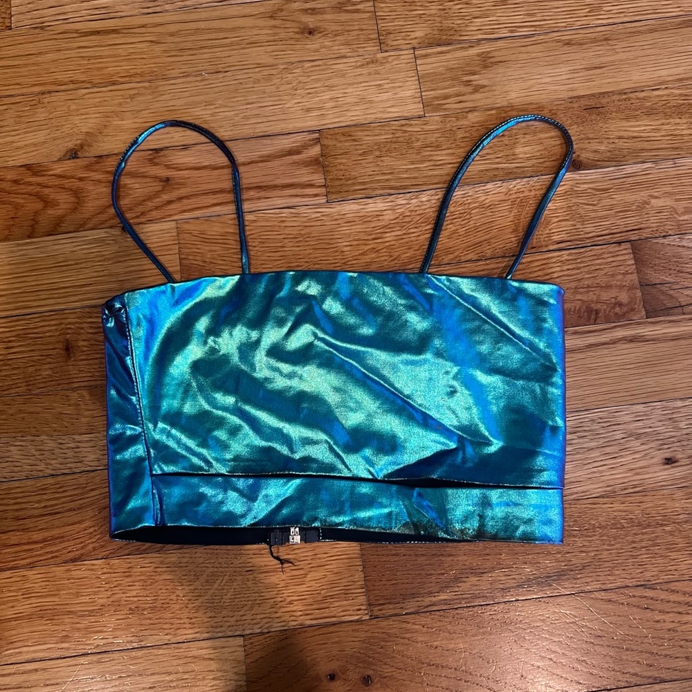 Millau Iridescent Tank from LF
